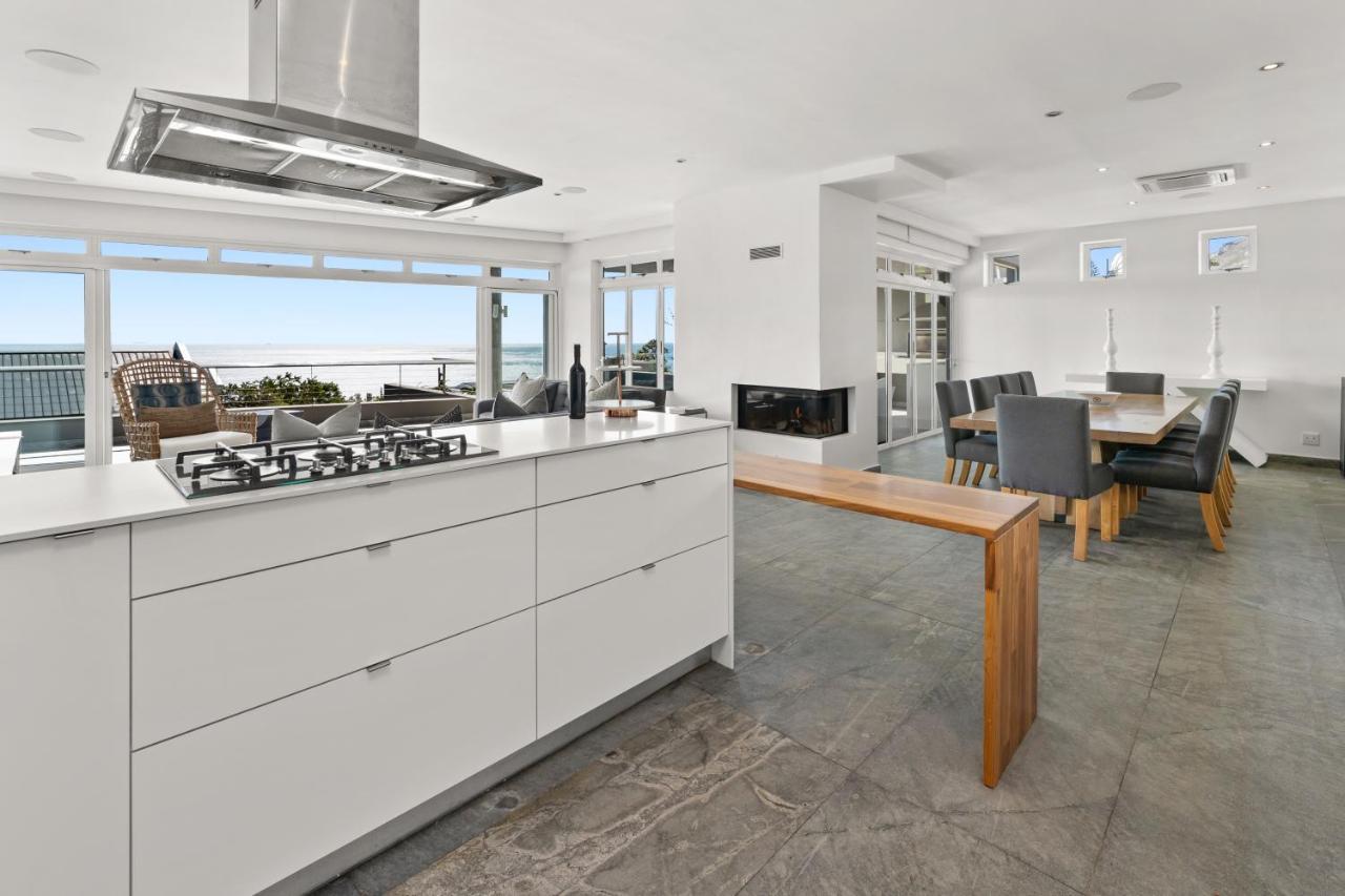 Villa Ravensteyn - Camps Bay Luxury Villa เคปทาวน์ ภายนอก รูปภาพ