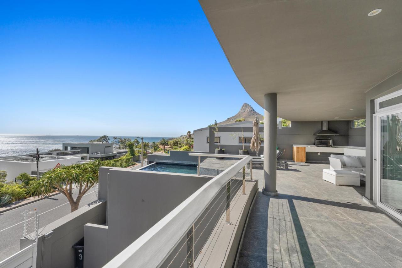 Villa Ravensteyn - Camps Bay Luxury Villa เคปทาวน์ ภายนอก รูปภาพ