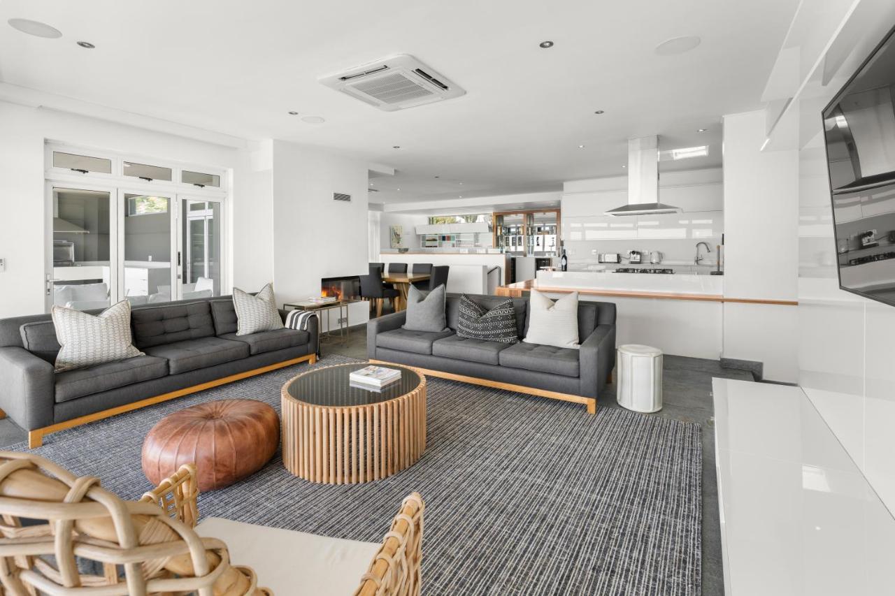 Villa Ravensteyn - Camps Bay Luxury Villa เคปทาวน์ ภายนอก รูปภาพ