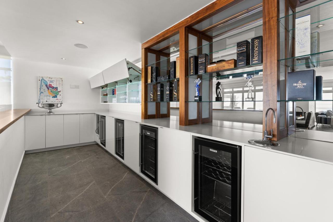 Villa Ravensteyn - Camps Bay Luxury Villa เคปทาวน์ ภายนอก รูปภาพ